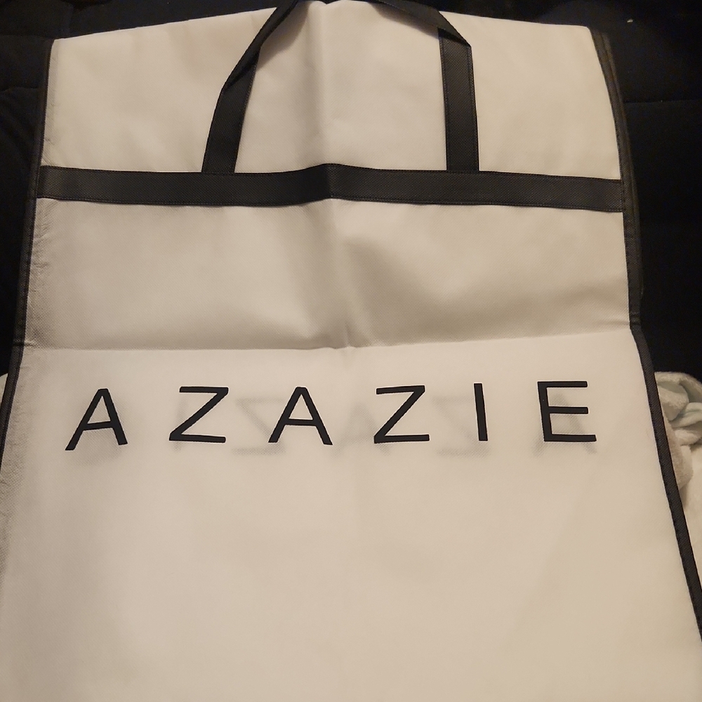 Azazie Garment Bag - Black and white NWOT‎